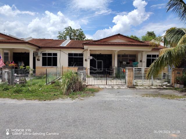 1sty taman chenderong batu gajah perak 1