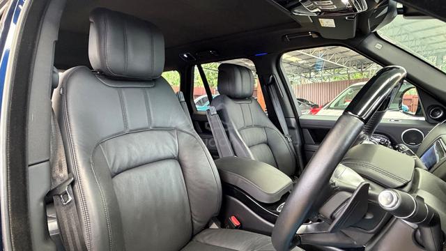 2021 LandRover RangeRover Vogue 3.0 P400 SE Petrol - 4