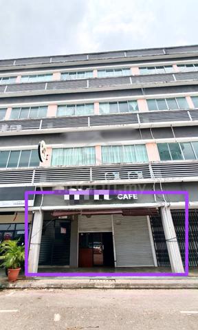 F&B business at the prime location anyone? 1