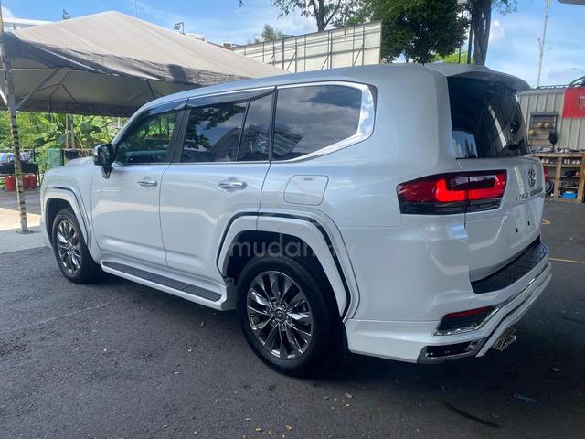 2023 Toyota Landcruiser 3.3 ZX JBL 6/A - 4