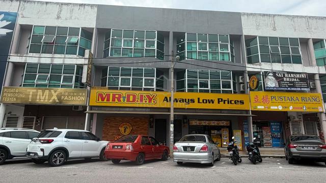 2 Unit Lot Kedai Tiga Tingkat untuk Dijual di Kulim 1