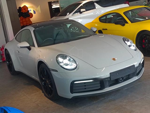 2022 Porsche 911 3.0 CARRERA 4S Negotiable - 1