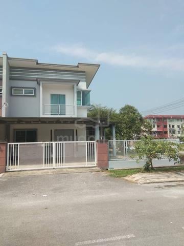 Double Storey Corner Terrace @ Matang 6th Mile for Sale 1