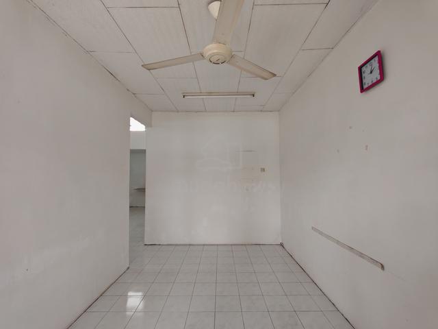 CHINESE NEIGHBOUR TOWN AREA Single Storey Terrace Taman Sinar Intan 1