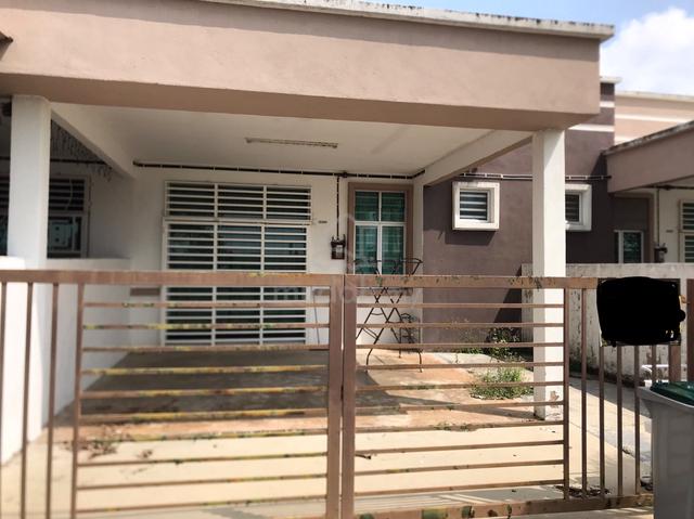 Single Storey Terrace Facing Padang Taman Pulai Merlimau Melaka 1
