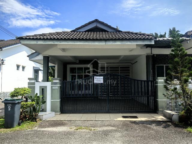 Endlot Terrace House for Rent 20x65 | 3 Bedrooms | Partial Furnished 1