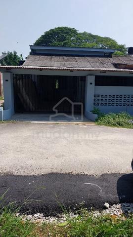 Rumah Sewa wakaf mek zainab 1