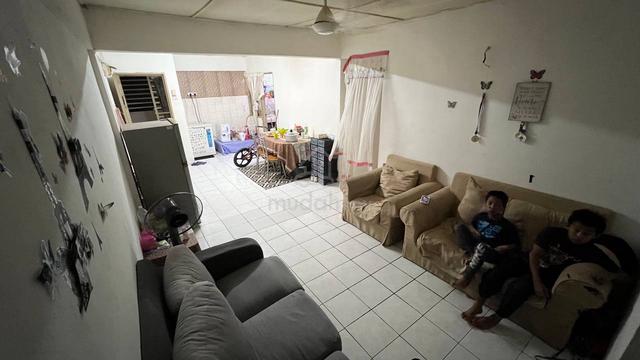Apartment Taman Topaz 1
