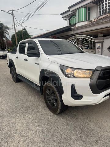2022 Toyota HILUX 2.4 E (A) - 4
