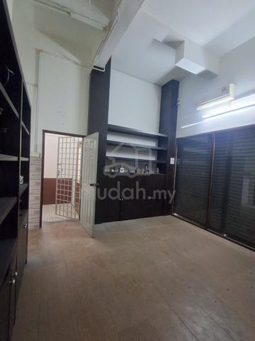 corner double storey shop at ipoh 1