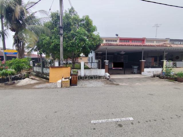 [CORNER LOT] Taman Putera Indah Batu Pahat 1