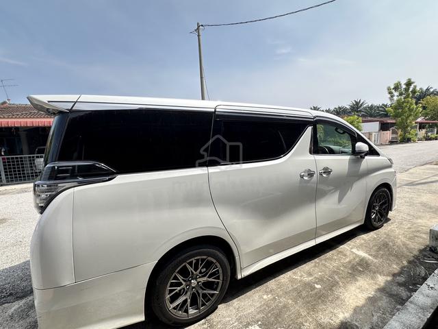 2017 Toyota VELLFIRE 2.5 Z GOLDEN EYES AGH30R (A) - 4