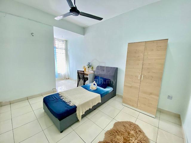 Bangi Avenue Room with Private Bathroom | Fully Furnished 1