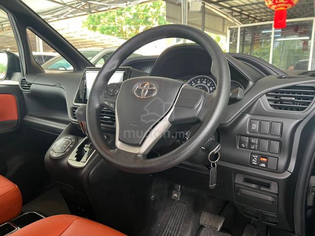 2019 Toyota VOXY 2.0 X FACELIFT NAPPA LEATHER SEAT - 5