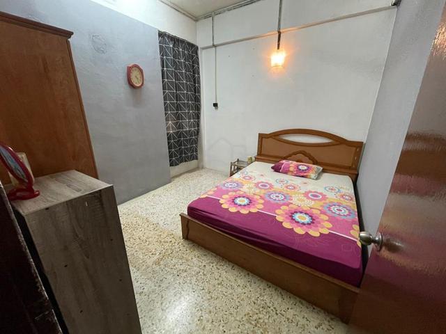 Bilik untuk disewa di Flat Wisma Ladang (Wanita Sahaja) 1