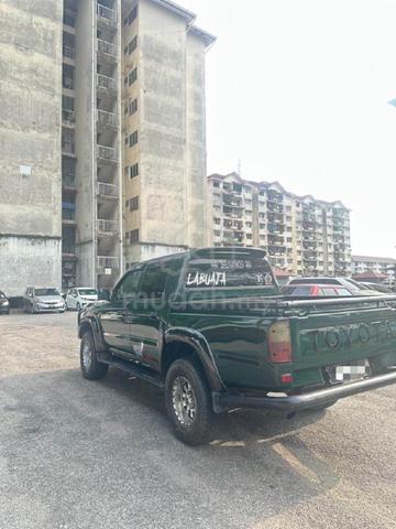 Hilux SR Turbo 2.5(M) - 2
