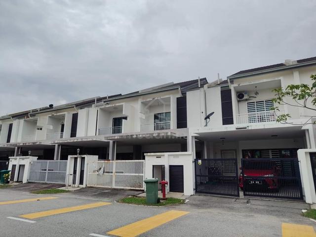 Nilai Impian & Nilai 3 – Female ONLY 1