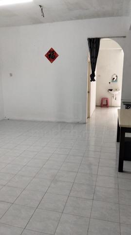 Best Deal! 2 Storey Terrace for rent, Unfurnished, Machang bubok 1