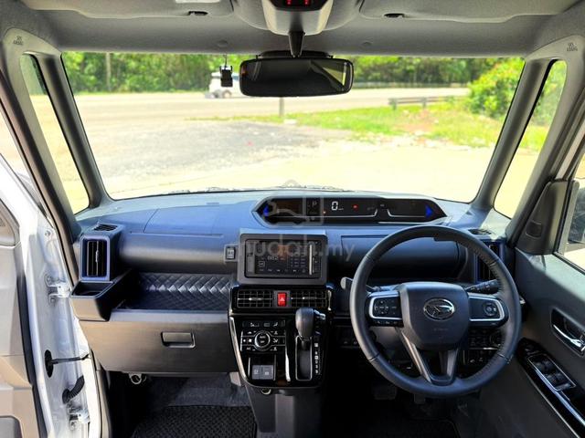 Daihatsu Tanto Custom RS Turbo 2022 Unregistered - 5