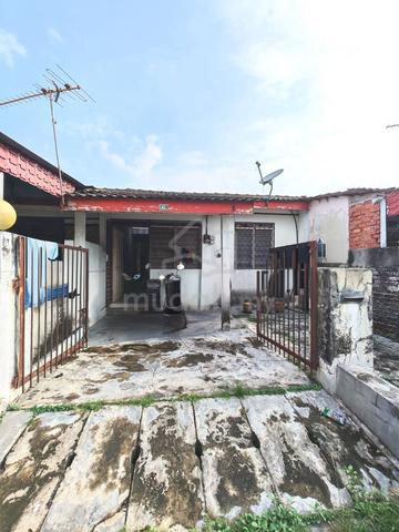 Rumah dekat dengan Aeon St18 Ipoh Perak 1
