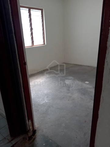 Flat PKNS Seksyen 24 Shah Alam 4