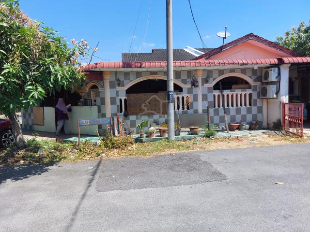 rumah Korner lot 1