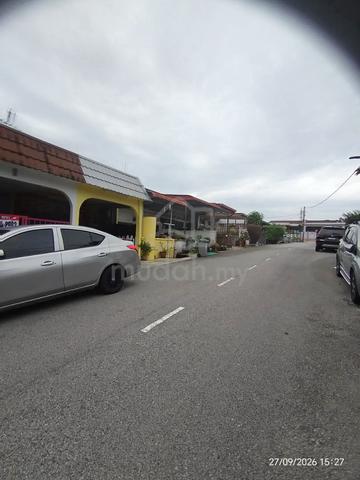 Taman Starlight Rahang partial furnished single storey 1