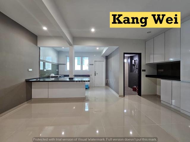 (NEW RENOVATED) Greenlane 2 Storey Terrace House|Tembaga|Island Glades 1