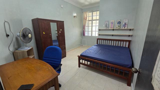 Bilik single master room 1