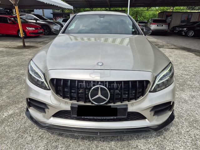 2016 Mercedes Benz C200 COUPE AMG - 2