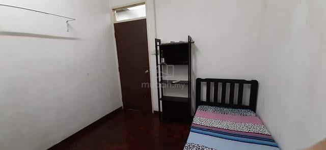 Lady Single Room tidak berkongsi 1