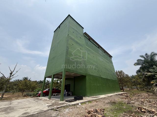 Ulu Tiram 3-Acre Agriculture Land For Sale | 1