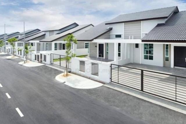 10ft Endlot Single Storey Salak Tinggi | Freehold Gated Guarded 1