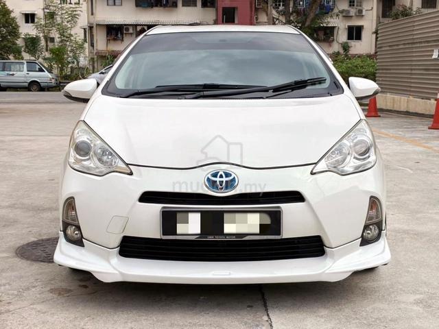 2013 Toyota Prius C 1.5 A Full TRD Bodykit - 2