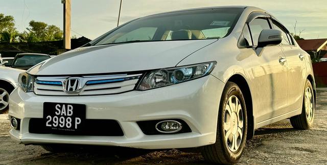 CASH |Honda Civic FB 1.5 hybrid (A) 2013 SAB 2998 - 2