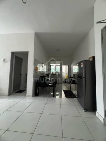 sharing room for rent male 1