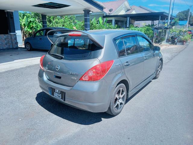 2010 Nissan LATIO 1.6 SPORT IMPUL (A) - 4
