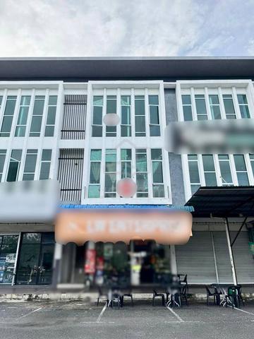 Second Floor of 3 Storey Intermediate Shoplot at Tudan Miri 1