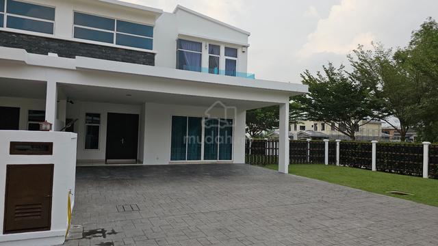 CORNER LOT BIG LAND My Diva Perdana Lakeview East Semi-D Garden Reside 1