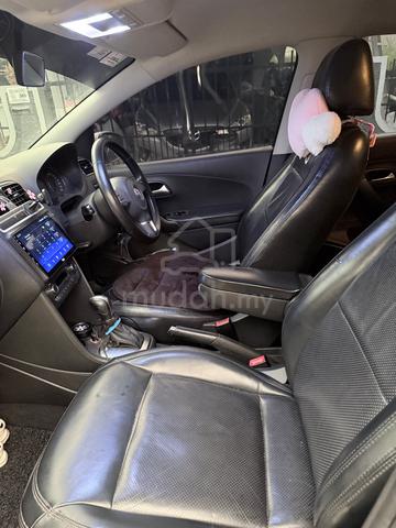 2015 Volkswagen POLO 1.6 CLUB EDITION (CKD) - 4