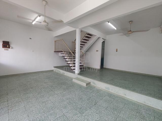 【FREEHOLD】Kampung Lapan Taman Kesidang Double Storey Terrace For Sale 1