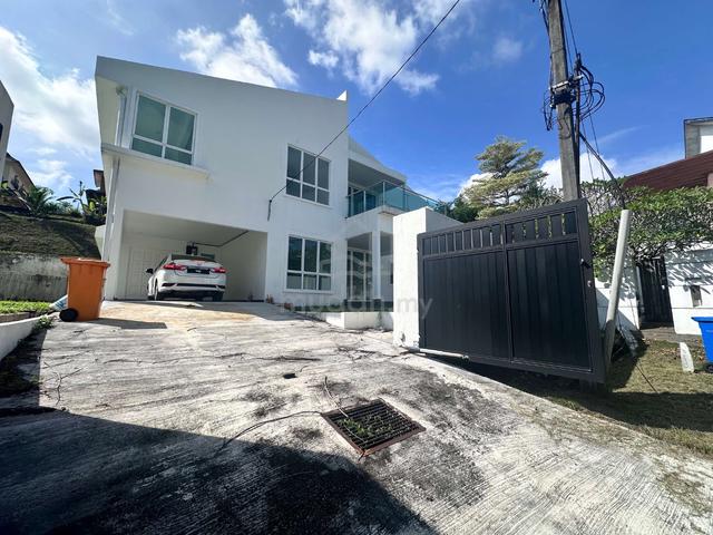 Newly renovated to sell. 2 sty bungalow in Sek 3, Shah Alam 1