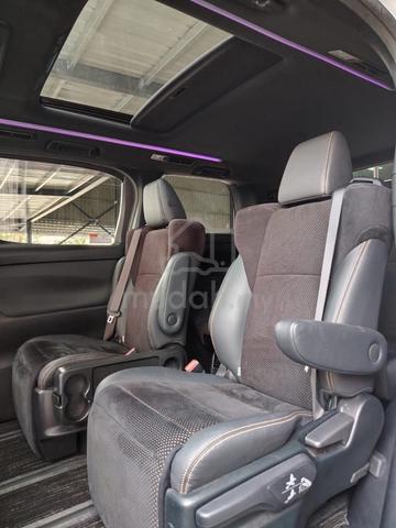 Sunroof 2021 Toyota ALPHARD 2.5 S TYPE GOLD DIM - 5