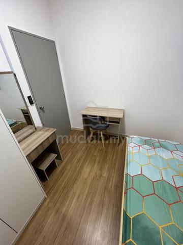 M Vertica Single Room Female Unit, 4 min walk to LRT/MRT Maluri 4