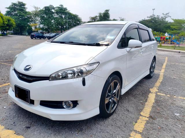 2012 Toyota WISH 1.8 (A) FACELIFT Model Low mile - 1