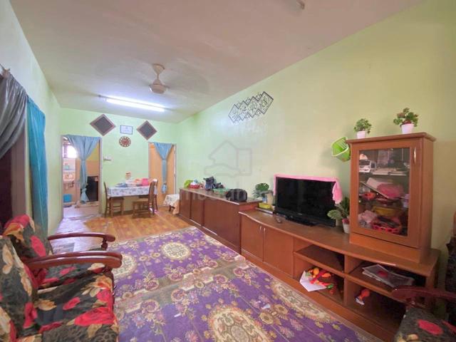 Desa Mentari Flat (Block 4) 1