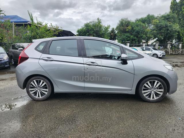 2016 Honda JAZZ 1.5 V (A) - 4