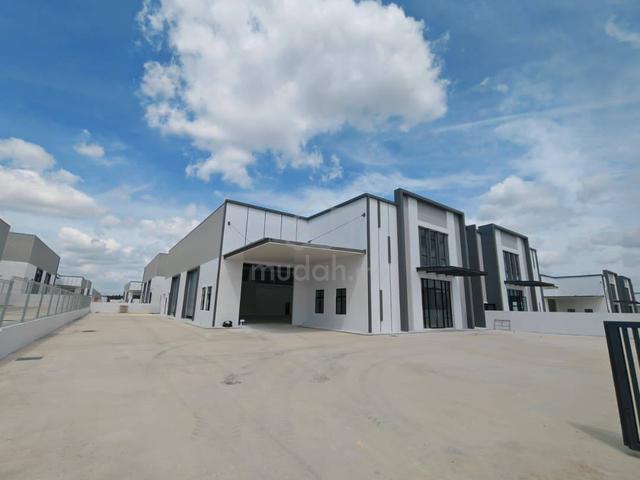 Eco Business Park 1/ Warehouse/ Semi D Factory/ 18000 sqft/ Brand New/ 1