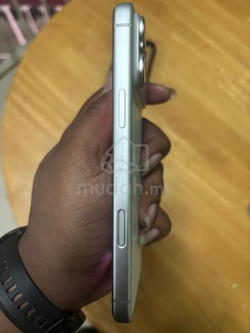 iPhone 17 pro max 256 GB - photo 3 of 6