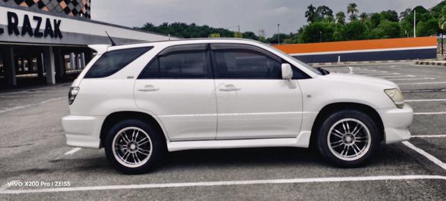 2001 Toyota HARRIER 3.0 V6 4WD (A) - 5